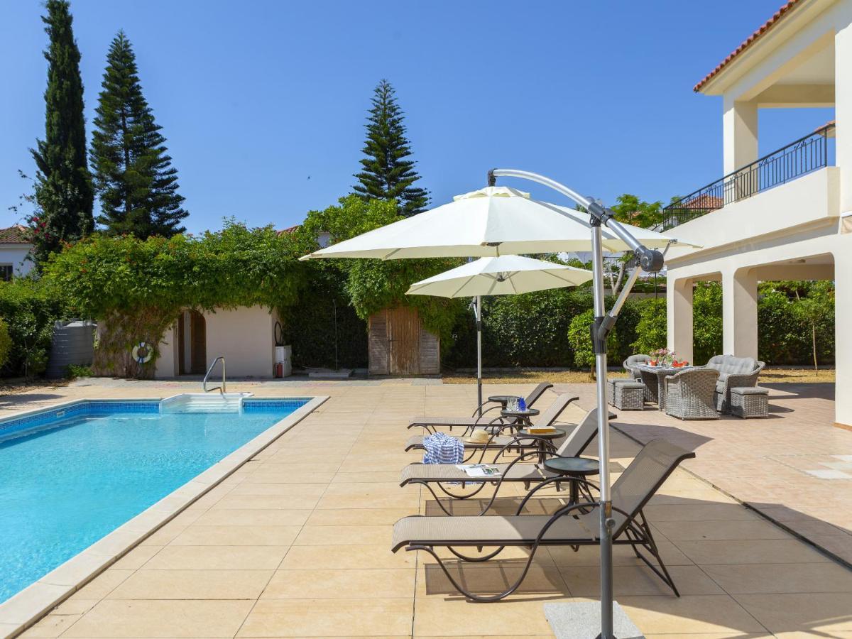 Вилла Meneou Seaside Mansion 7 Ларнака Экстерьер фото